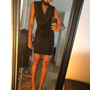 *Night on the town black shimmery bodycon dress!*